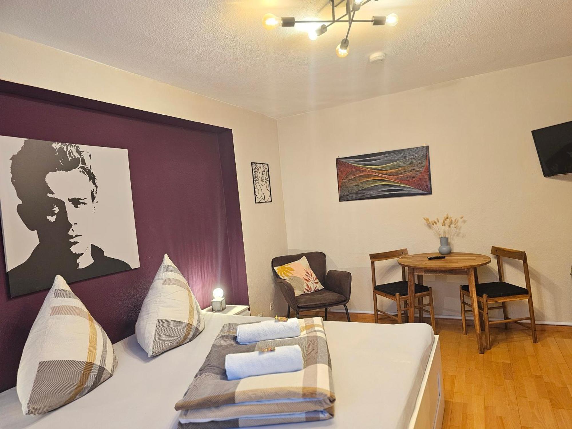 Doppelzimmer 1 I Geteiltes Bad & Kueche I Mit Dem Zug Nur 4 Min Bis Zum Hauptbahnhof 프라이부르크 임 브리스가우 외부 사진